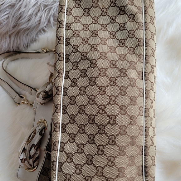 Authentic Gucci Positano - Picture 2 of 14